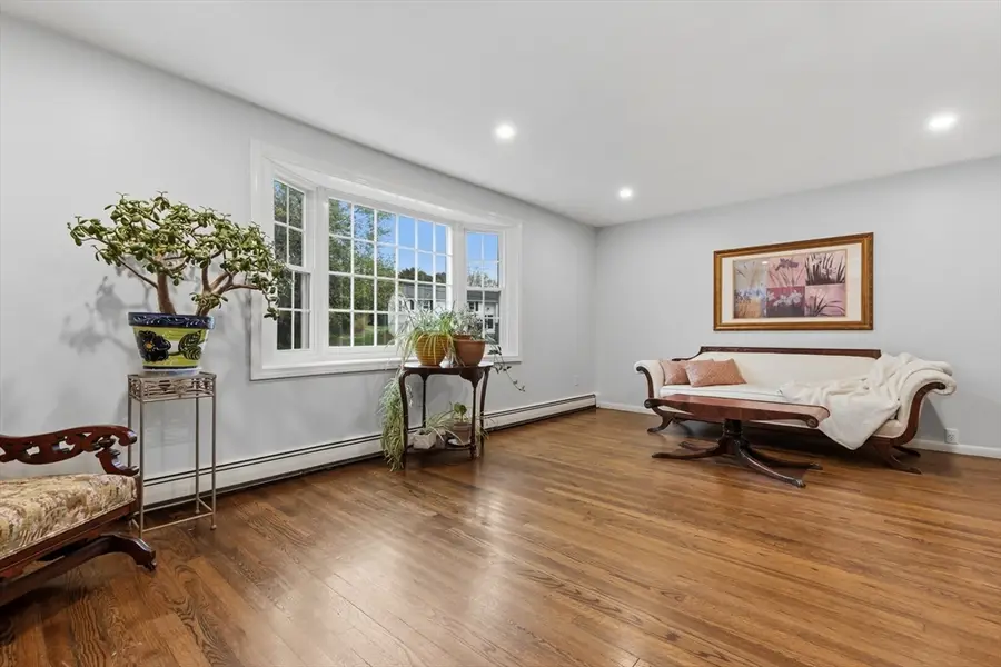 14 Fox Hill Rd, Framingham, MA 01701 - #3