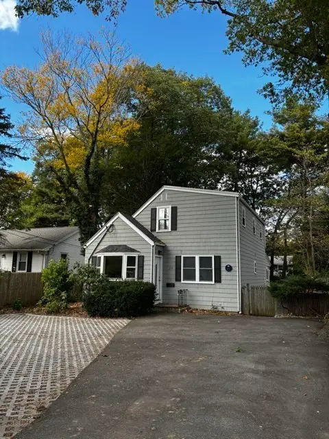 214 Sprague St, Dedham, MA 02026 - #1
