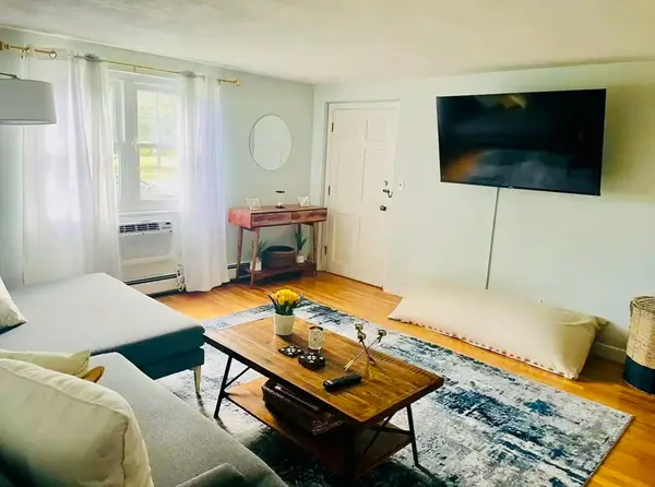 128 Emerson Gardens #128, Lexington, MA 02420