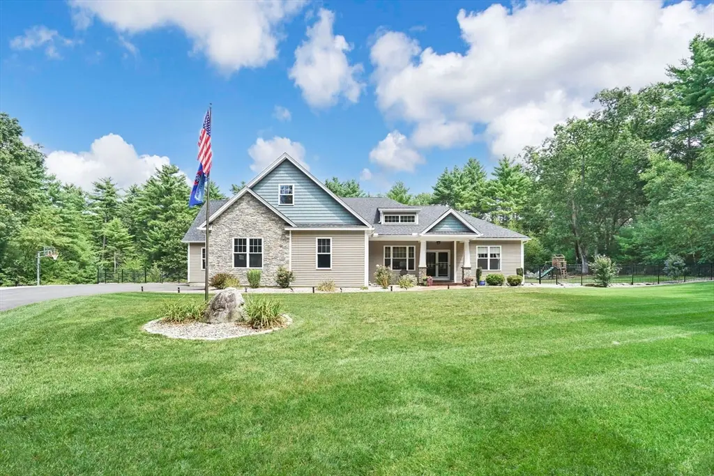 3012 Thorndike St, Palmer, MA 01069 - #1