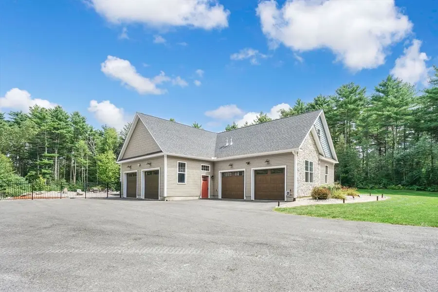 3012 Thorndike St, Palmer, MA 01069 - #2