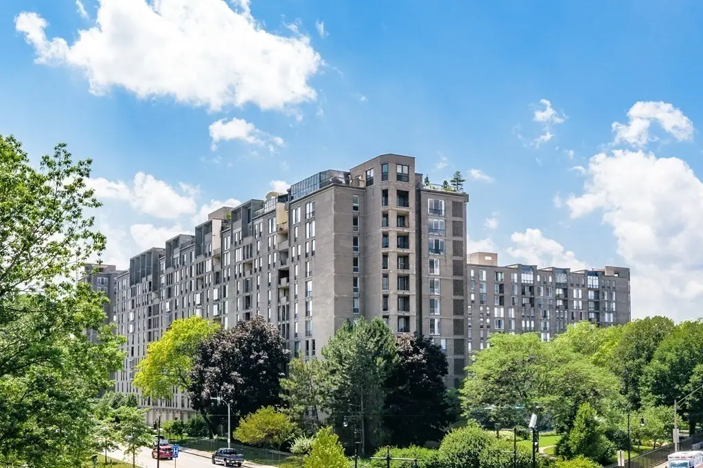33 Pond Ave #1213, Brookline, MA 02445 - #1