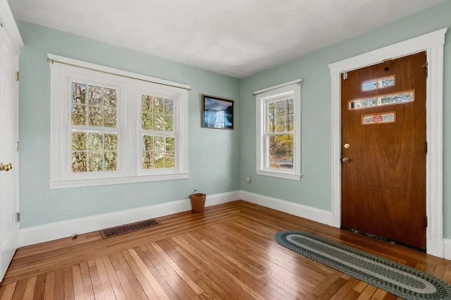 12 Lake Ave, Saugus, MA 01906 - #2