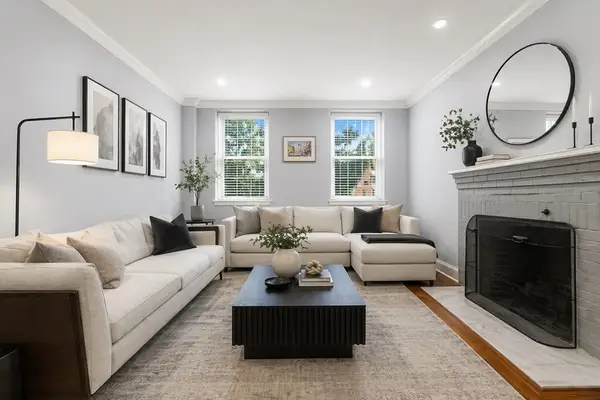 39 Commonwealth Ave #11, Newton, MA 02467