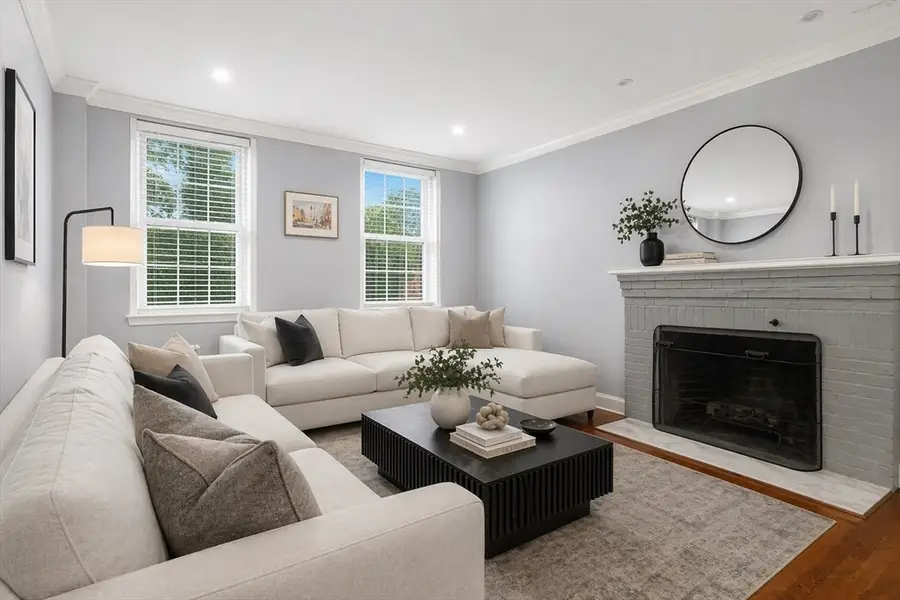 39 Commonwealth Ave #11, Newton, MA 02467 - #2