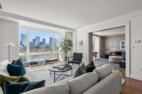 2 Commonwealth Ave #12B, Boston, MA 02116