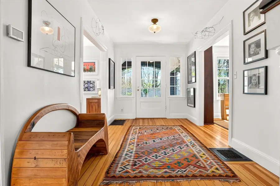 70 Curve St, Wellesley, MA 02482 - #3