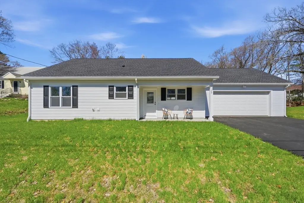 109 Navy Yard Rd, Dracut, MA 01826 - #1