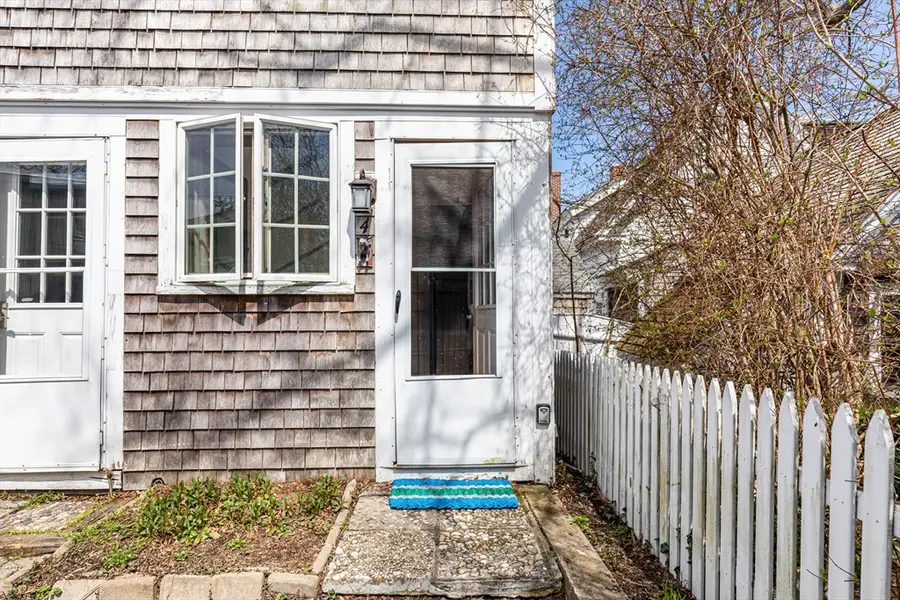 3 Bradford St #4, Provincetown, MA 02657 - #3