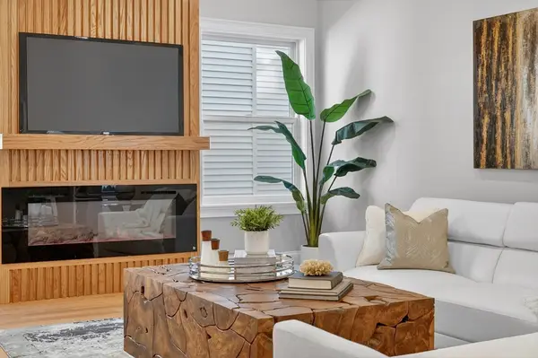 29-1 Prichard Ave #1, Somerville, MA 02144