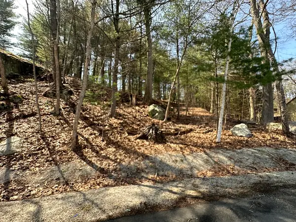 14 Cliff Rd, Saugus, MA 01906