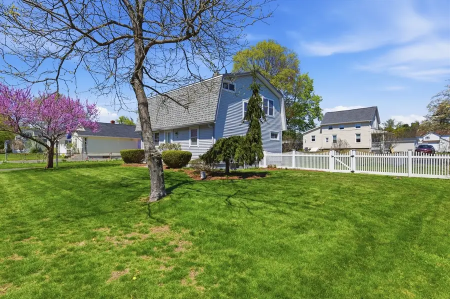 25 Coolidge Ave, Westfield, MA 01085 - #2