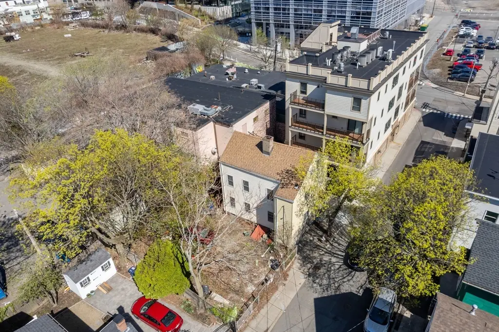 39 Hunting Street, Cambridge, MA 02141 - #1