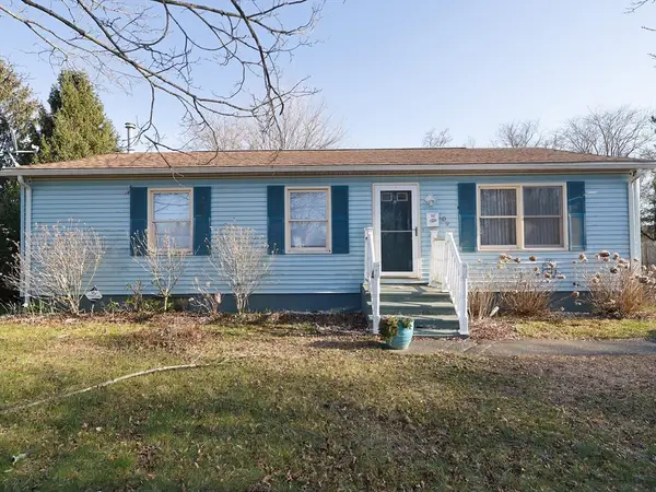 109 Pendleton Ave, Springfield, MA 01109