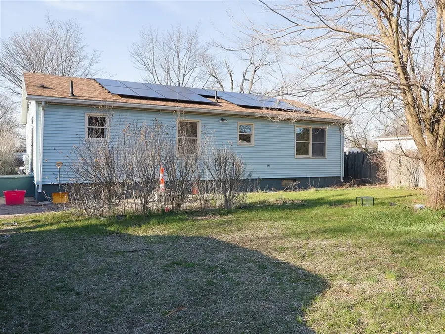 109 Pendleton Ave, Springfield, MA 01109 - #3