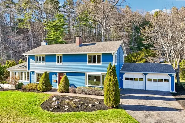 1 Mark St, Manchester, MA 01944