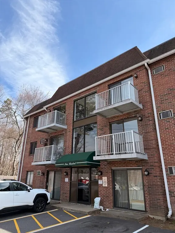 1186 Worcester Rd #921, Framingham, MA 01702