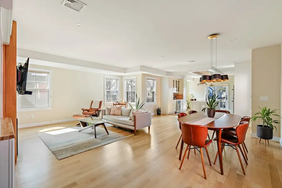 12 Putnam St #B, Somerville, MA 02143 - #2