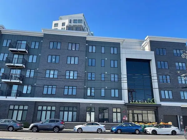 50 Hichborn St #407, Boston, MA 02135