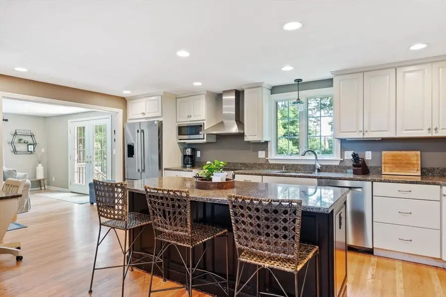 68 Old Post Rd, East Walpole, MA 02032 - #3