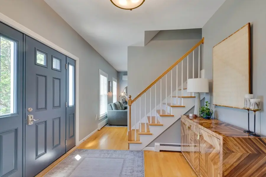 3 Paris Way, Woburn, MA 01801 - #2