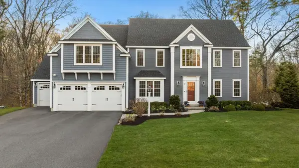 8 Leeds Way, Southborough, MA 01772