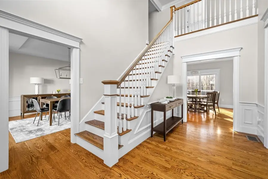 8 Leeds Way, Southborough, MA 01772 - #3