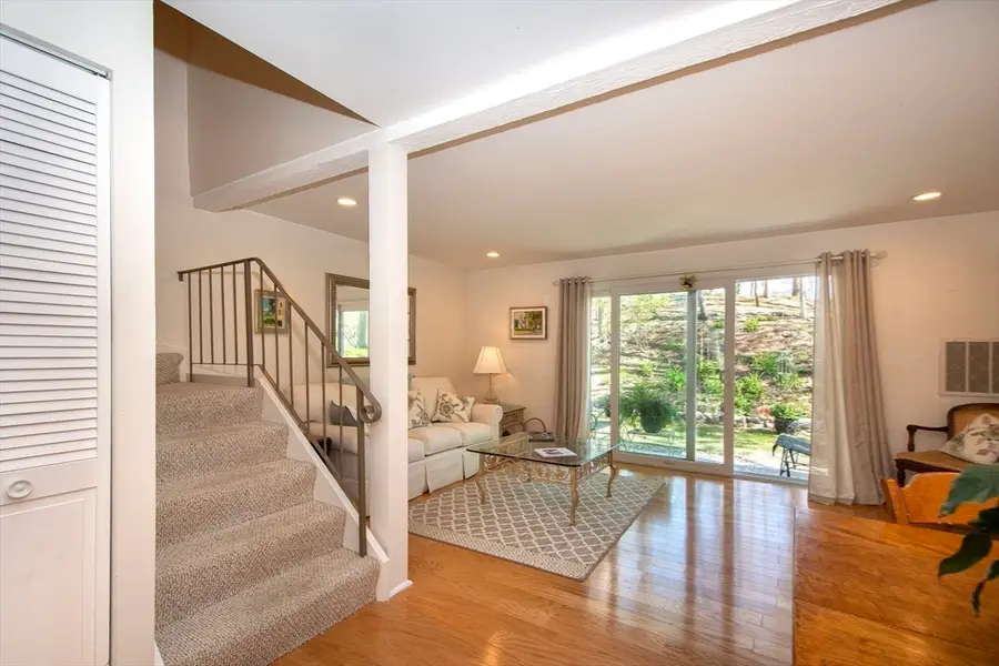 1 Beals Cove Rd #C, Hingham, MA 02043 - #3