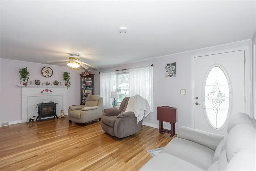 14 Glenwood Ave, Salisbury, MA 01952 - #3