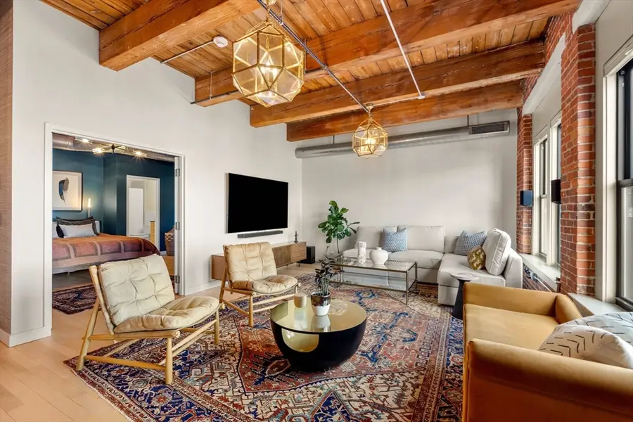 9 W Broadway #210, Boston, MA 02127 - #2