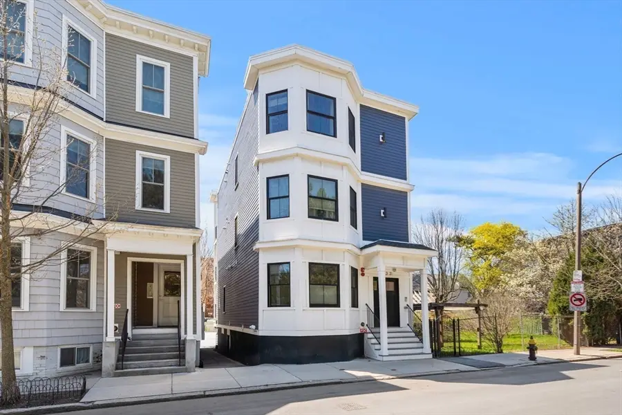 333 Maverick St #2, Boston, MA 02128 - #2