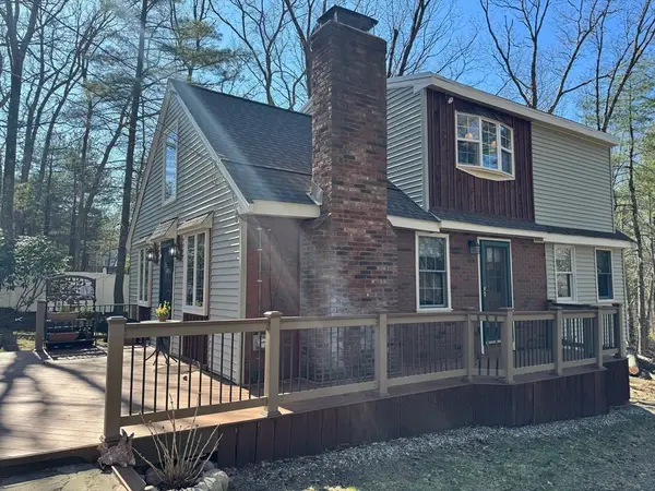 47 Kingsbury Rd, Norfolk, MA 02056