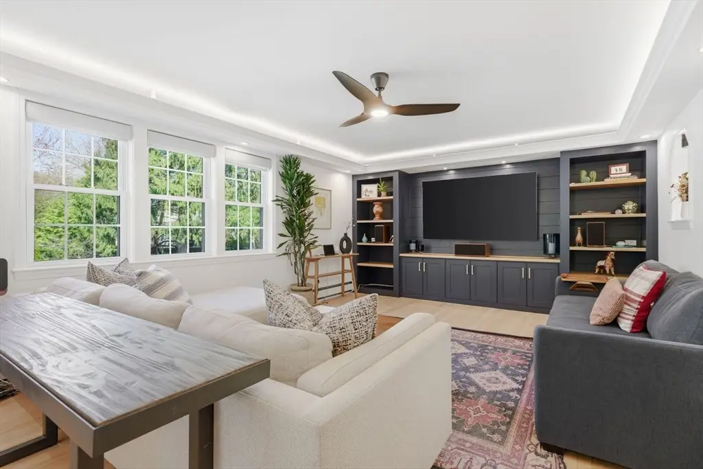 66 Pleasant St, Melrose, MA 02176 - #1