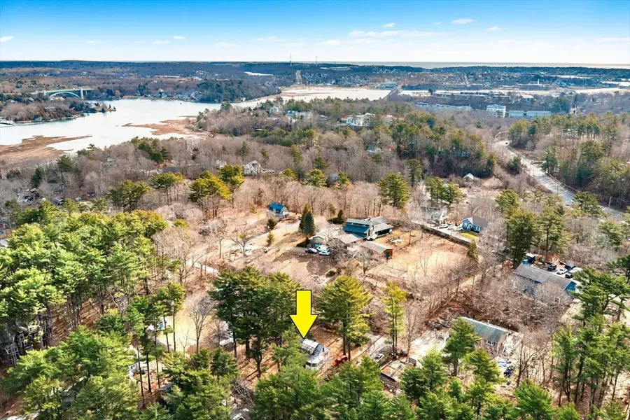 23 Pew Ave, Gloucester, MA 01930 - #2