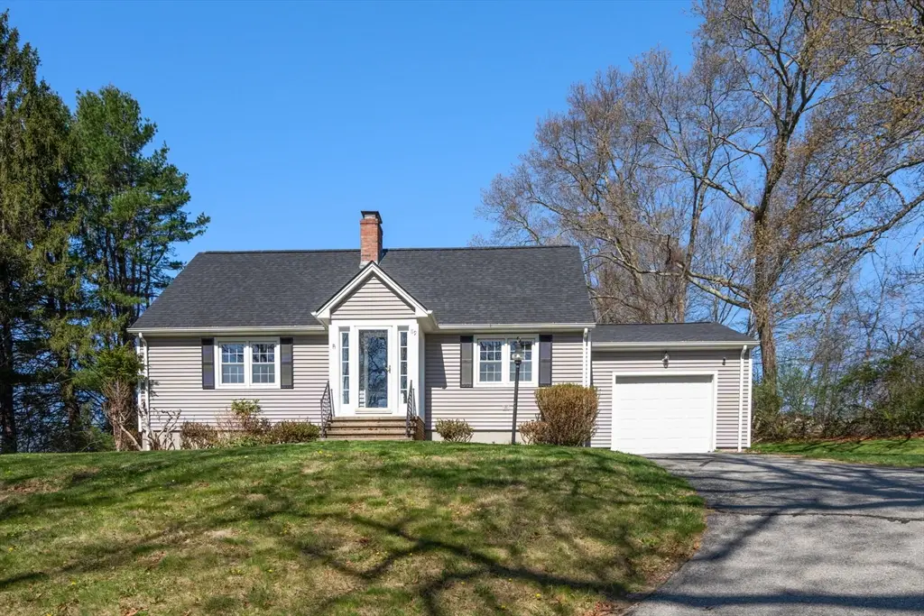 89 Center Rd, Dudley, MA 01571 - #1