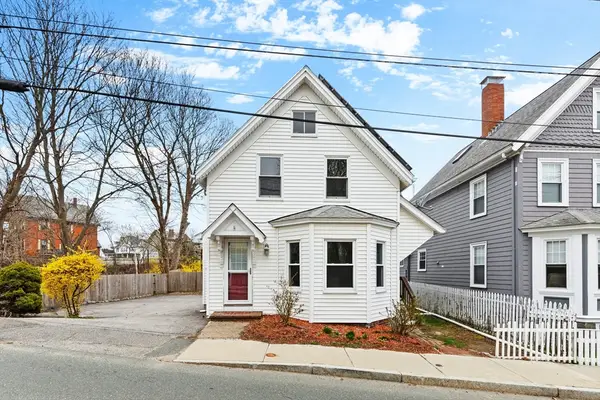 105 Centennial Ave, Gloucester, MA 01930