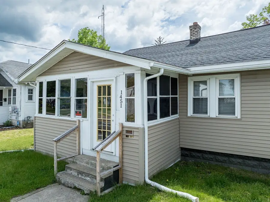 1451 Bay St, Springfield, MA 01109 - #3