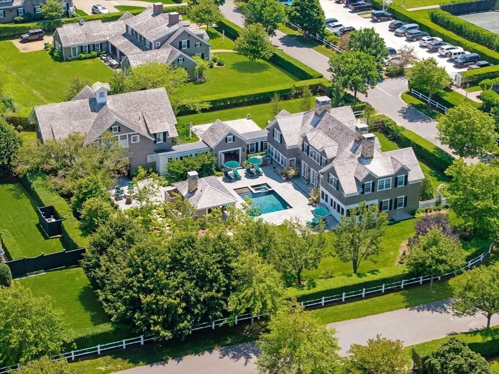 3 Field Club Ln, Edgartown, MA 02539 - #1
