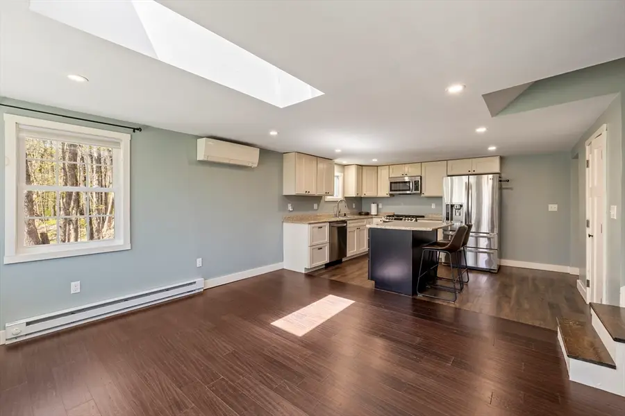 18 Oak Ridge Dr, Charlton, MA 01507 - #3