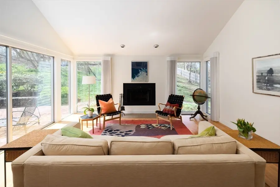 185 Warren Street, Brookline, MA 02445 - #3