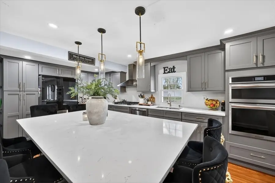 21 Pine Ave, Brockton, MA 02301 - #3