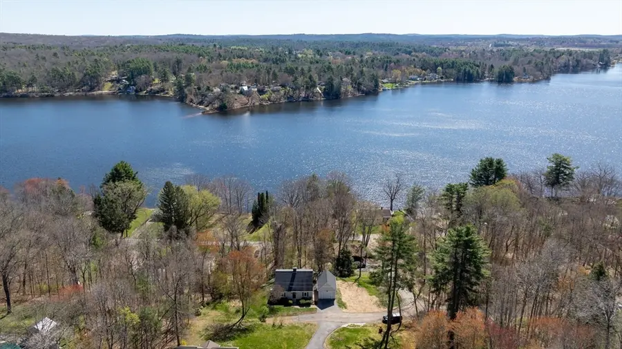 4 Avalon Pl, West Brookfield, MA 01585 - #3