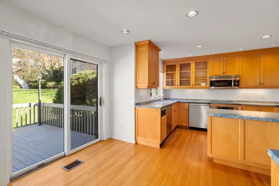 3 Catlin Rd #3, Brookline, MA 02445 - #2