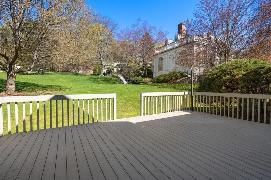 3 Catlin Rd #3, Brookline, MA 02445 - #3