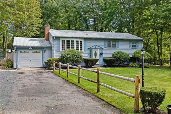 276 Woodland Drive, Hanover, MA 02339