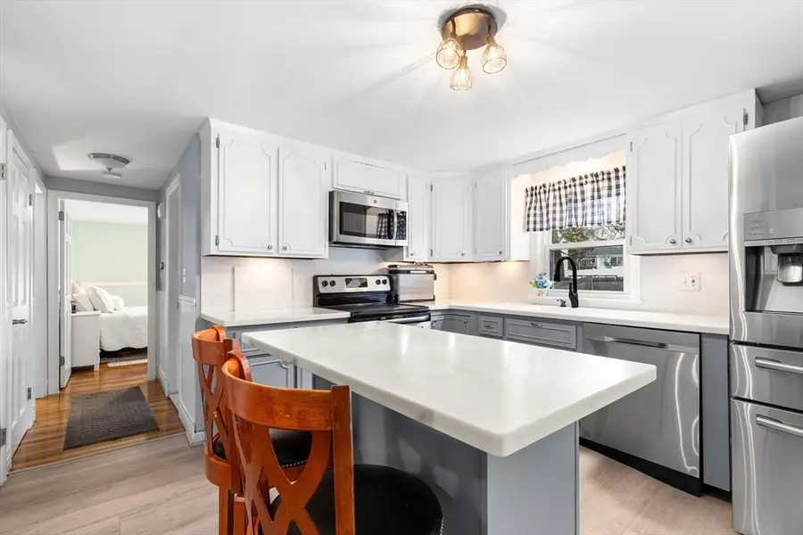 22 Baker St, Brockton, MA 02302 - #3