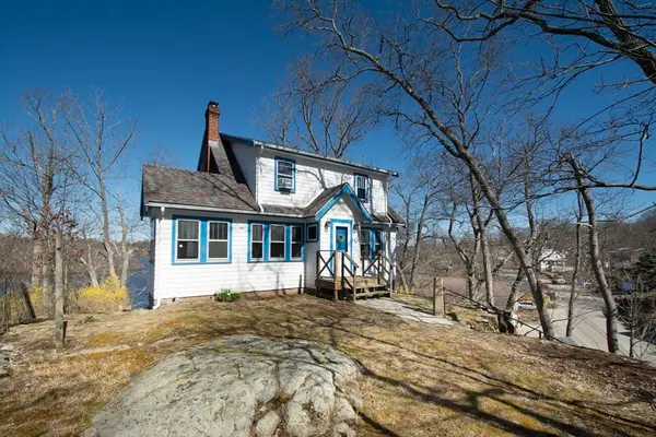 86 Westminster Rd, Weymouth, MA 02189