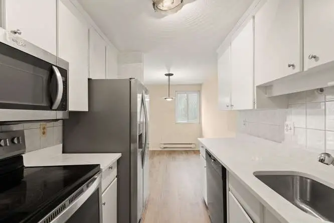 96 Main St #E6, Foxboro, MA 02035 - #3