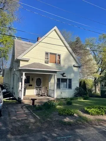 2 Oscar St, Holyoke, MA 01040 - #3