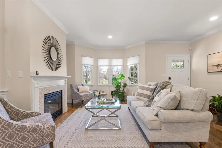 73 Oak Ave #1, Newton, MA 02465 - #3